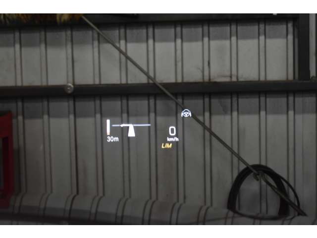 メルセデスベンツ Ｃクラス Ｃ２００ ローレウス エディション （ＢＳＧ搭載モデル） スポーツプラスパッケージ R2年 (関東) 99