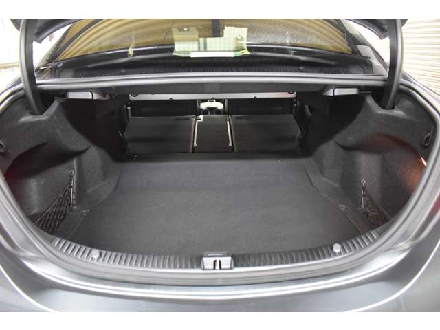 メルセデスベンツ Ｃクラス Ｃ２００ ローレウス エディション （ＢＳＧ搭載モデル） スポーツプラスパッケージ R2年 (関東) 99