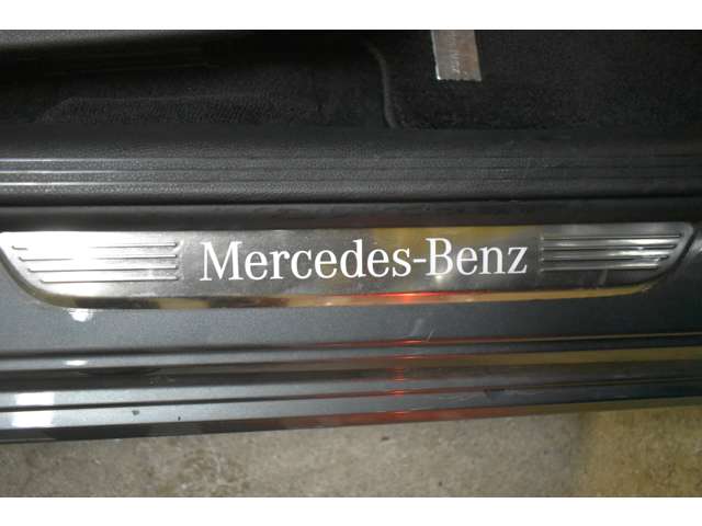 メルセデスベンツ Ｃクラス Ｃ２００ ローレウス エディション （ＢＳＧ搭載モデル） スポーツプラスパッケージ R2年 (関東) 99