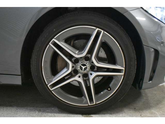 メルセデスベンツ Ｃクラス Ｃ２００ ローレウス エディション （ＢＳＧ搭載モデル） スポーツプラスパッケージ R2年 (関東) 99