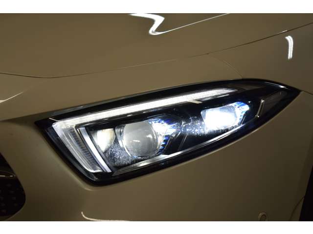 メルセデスベンツ ＣＬＳクラス ＣＬＳ４５０ ４マチック スポーツ エクスクルーシブ パッケージ （ＩＳＧ搭載モデル） ４ＷＤ H30年 (関東) 99