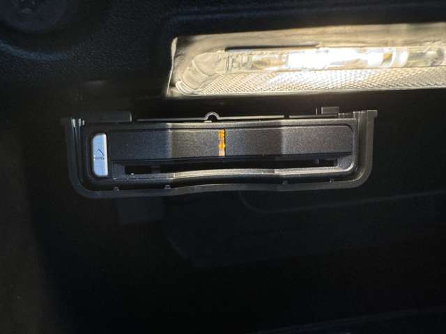 ボルボ Ｖ４０クロスカントリー Ｄ４ ダイナミック エディション ディーゼルターボ R1年 (東北) 99