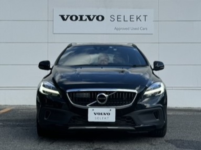 ボルボ Ｖ４０クロスカントリー Ｄ４ ダイナミック エディション ディーゼルターボ R1年 (東北) 99