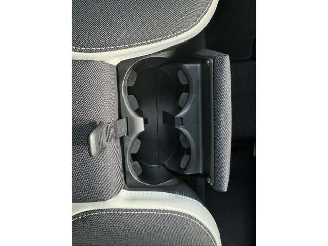 ボルボ Ｖ４０クロスカントリー Ｄ４ ダイナミック エディション ディーゼルターボ R1年 (東北) 99