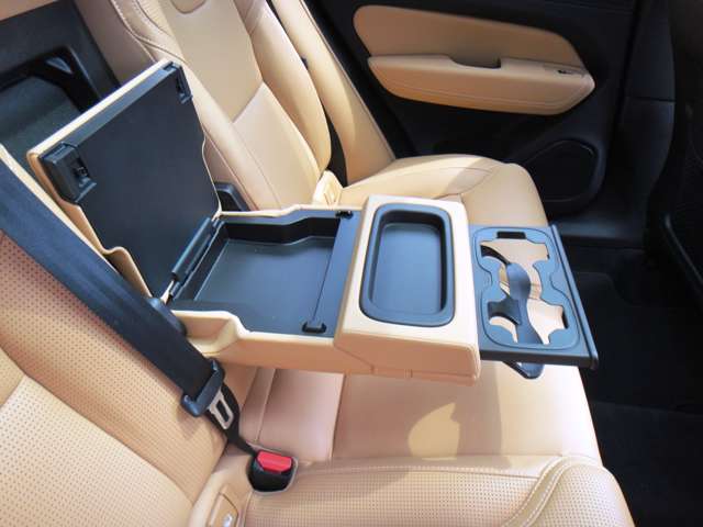 ボルボ ＸＣ６０ Ｄ４ ＡＷＤ インスクリプション ディーゼルターボ ４ＷＤ R1年 (東北) 99