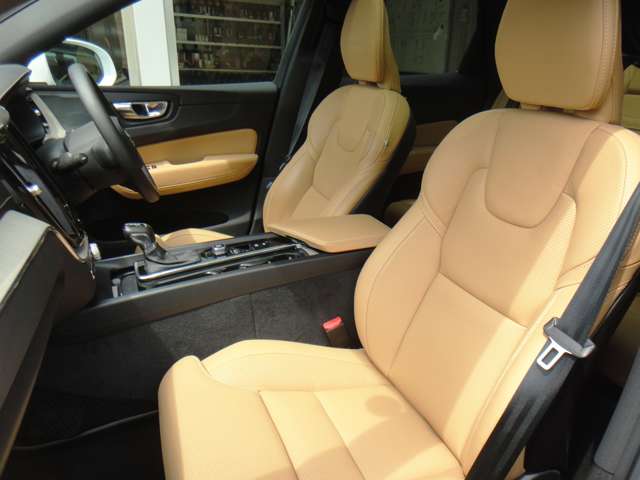 ボルボ ＸＣ６０ Ｄ４ ＡＷＤ インスクリプション ディーゼルターボ ４ＷＤ R1年 (東北) 99