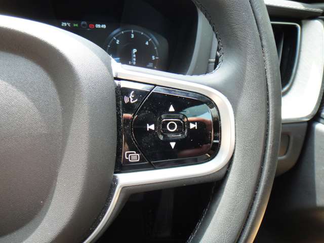 ボルボ ＸＣ６０ Ｄ４ ＡＷＤ インスクリプション ディーゼルターボ ４ＷＤ R1年 (東北) 99