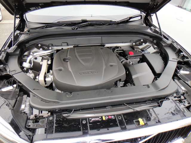 ボルボ ＸＣ６０ Ｄ４ ＡＷＤ インスクリプション ディーゼルターボ ４ＷＤ R1年 (東北) 99