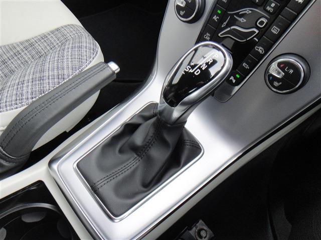 ボルボ Ｖ４０ Ｔ３　タックエディション H30年 (東北) 99