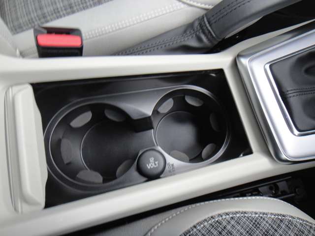 ボルボ Ｖ４０ Ｔ３　タックエディション H30年 (東北) 99