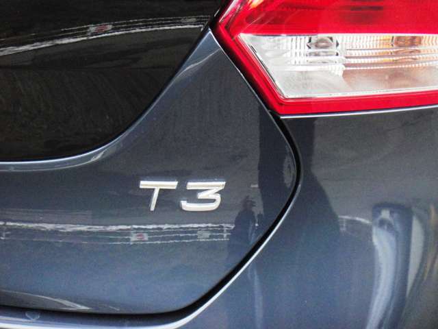 ボルボ Ｖ４０ Ｔ３　タックエディション H30年 (東北) 99