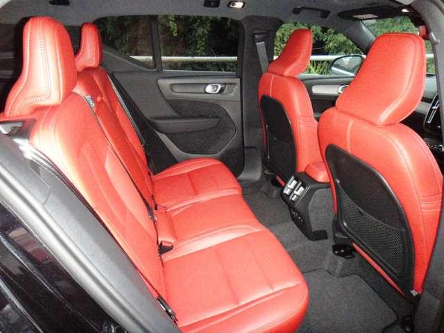 ボルボ ＸＣ４０ Ｂ４ ＡＷＤ インスクリプション ４ＷＤ R2年 (東北) 99