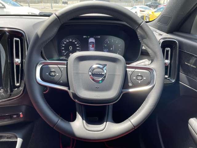 ボルボ ＸＣ４０ Ｂ４ ＡＷＤ インスクリプション ４ＷＤ R2年 (東北) 99