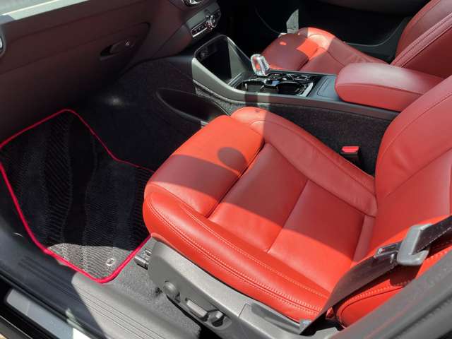 ボルボ ＸＣ４０ Ｂ４ ＡＷＤ インスクリプション ４ＷＤ R2年 (東北) 99