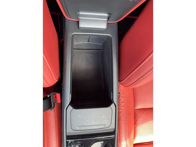 ボルボ ＸＣ４０ Ｂ４ ＡＷＤ インスクリプション ４ＷＤ R2年 (東北) 99