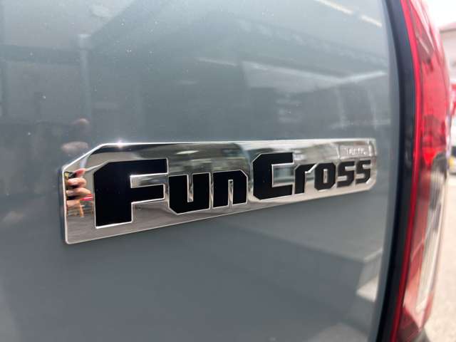 ダイハツ タント ６６０ ファンクロス ４ＷＤ R6年 () 99