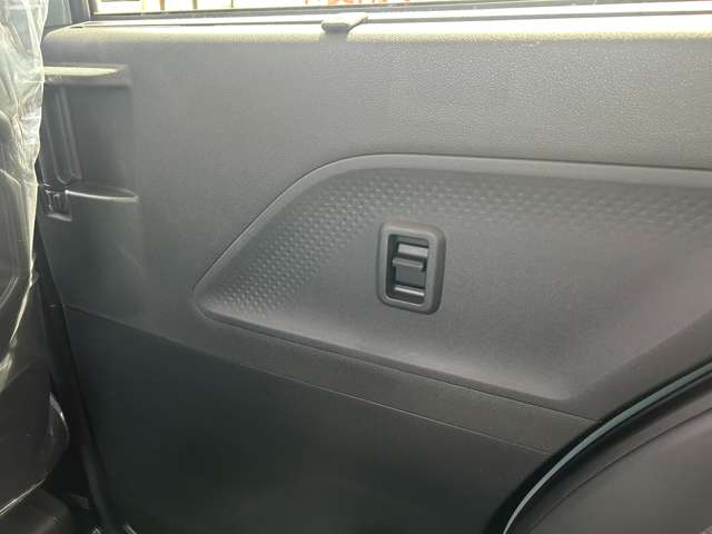 ダイハツ タント ６６０ ファンクロス ４ＷＤ R6年 () 99