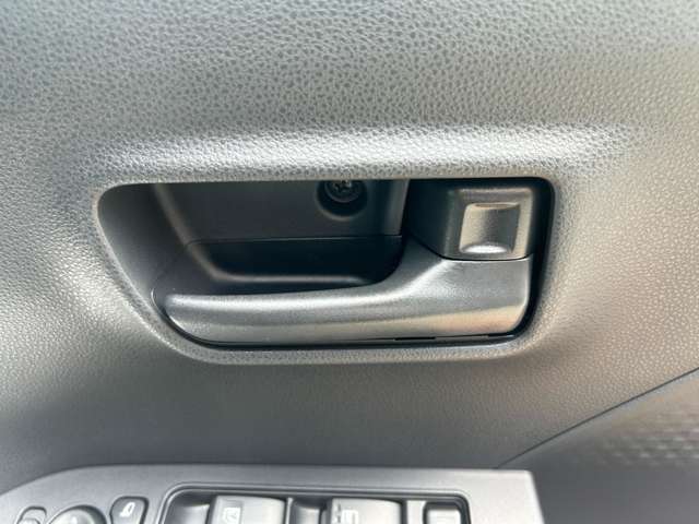 ダイハツ タント ６６０ ファンクロス ４ＷＤ R6年 () 99