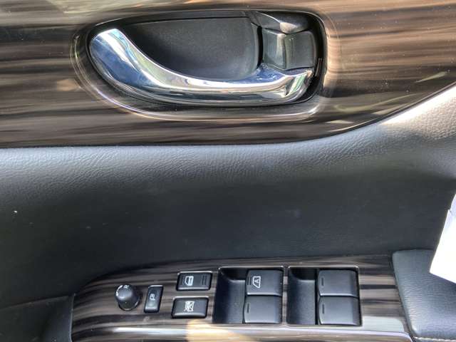 日産 エルグランド ２．５ ２５０ハイウェイスターＳ H30年 (九州・沖縄) 99