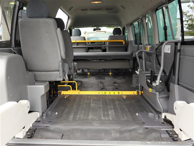 トヨタ ハイエースバン ２．７ ウェルキャブ Ｄタイプ スーパーロング H21年 (関東) 99