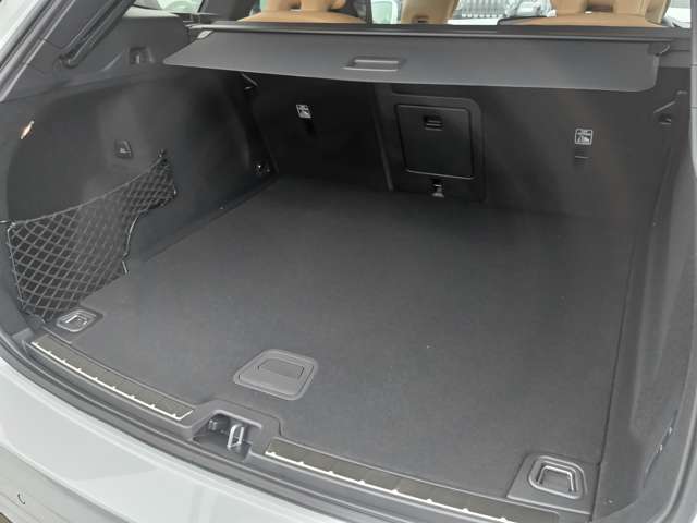 ボルボ ＸＣ６０ アルティメット Ｂ５ ＡＷＤ ４ＷＤ R6年 (東北) 99