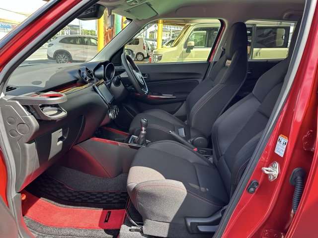 スズキ スイフト スポーツ １．４ R5年 (東海) 99