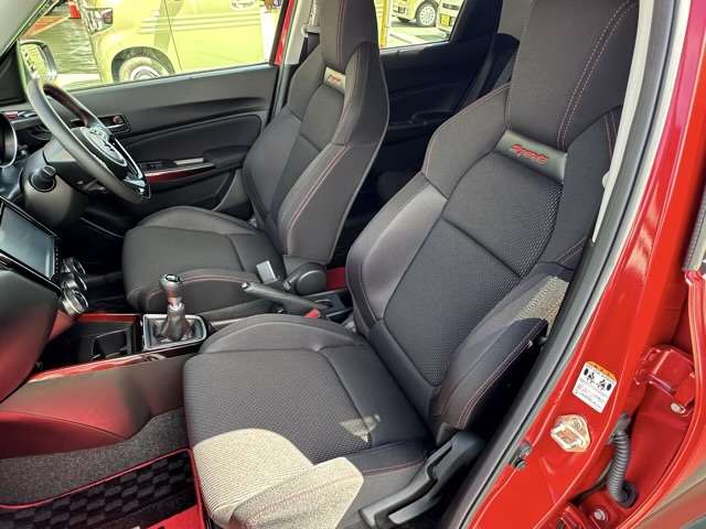 スズキ スイフト スポーツ １．４ R5年 (東海) 99