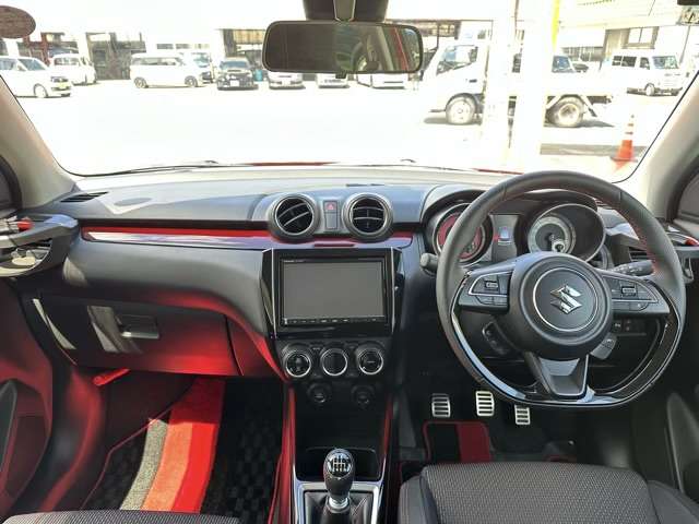 スズキ スイフト スポーツ １．４ R5年 (東海) 99