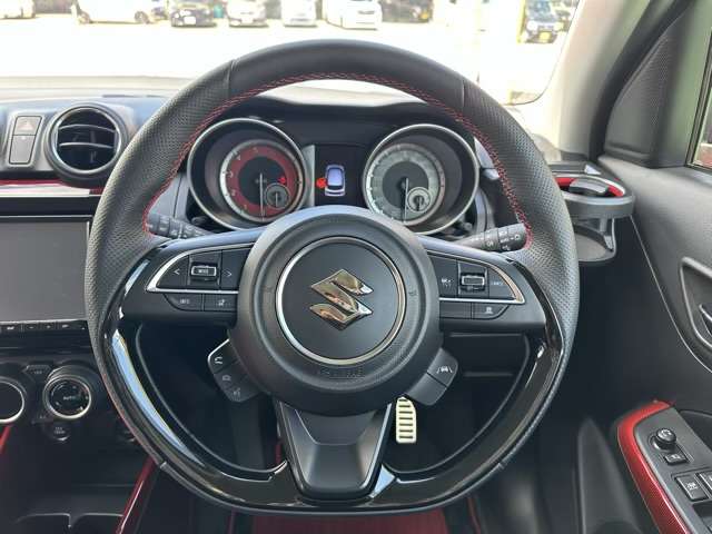 スズキ スイフト スポーツ １．４ R5年 (東海) 99