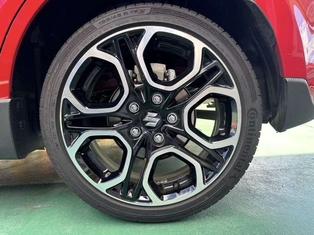 スズキ スイフト スポーツ １．４ R5年 (東海) 99