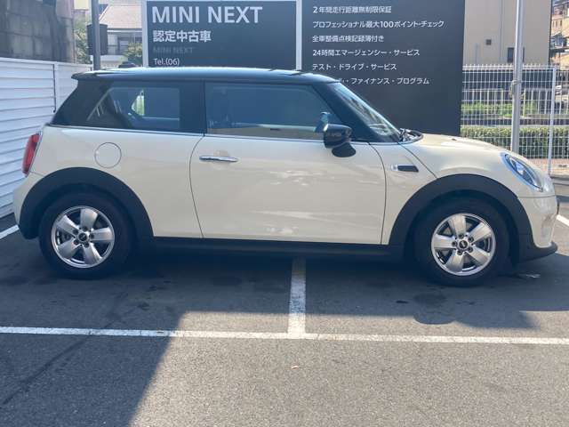 ミニ ミニ クーパー ３ドア ＤＣＴ R2年 (近畿) 99