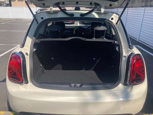 ミニ ミニ クーパー ３ドア ＤＣＴ R2年 (近畿) 99