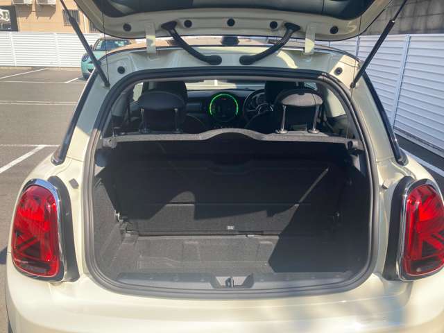 ミニ ミニ クーパー ３ドア ＤＣＴ R2年 (近畿) 99