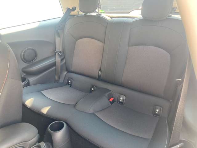 ミニ ミニ クーパー ３ドア ＤＣＴ R2年 (近畿) 99