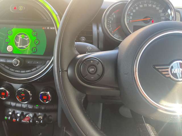ミニ ミニ クーパー ３ドア ＤＣＴ R2年 (近畿) 99