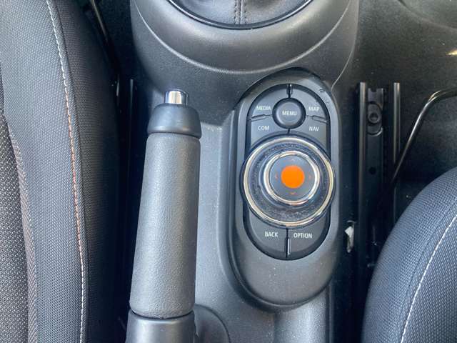 ミニ ミニ クーパー ３ドア ＤＣＴ R2年 (近畿) 99