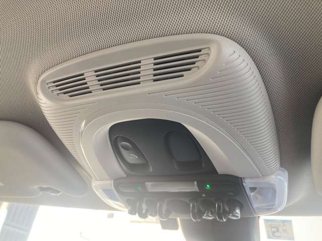 ミニ ミニ クーパー ３ドア ＤＣＴ R2年 (近畿) 99