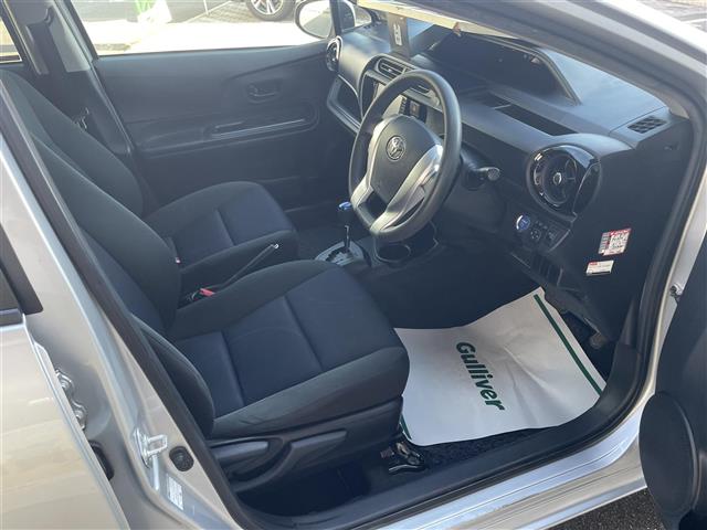 トヨタ アクア １．５ Ｓ H28年 (東海) 99