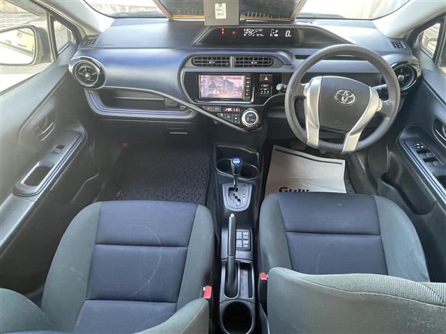 トヨタ アクア １．５ Ｓ H28年 (東海) 99