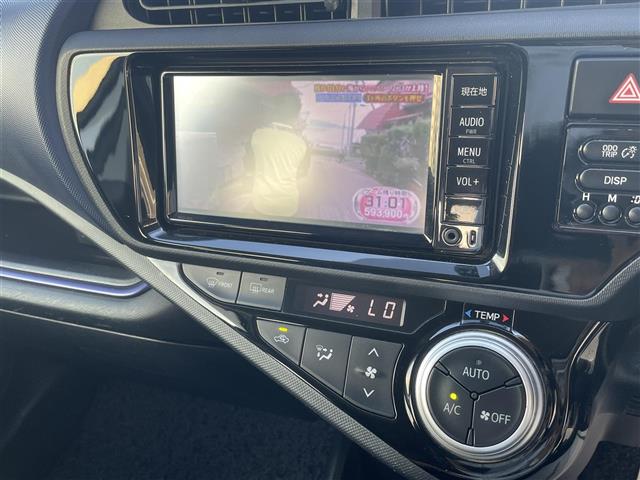 トヨタ アクア １．５ Ｓ H28年 (東海) 99