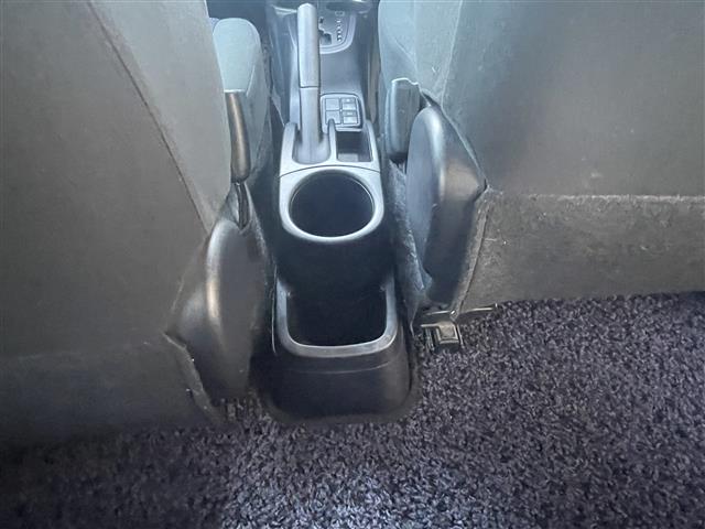 トヨタ アクア １．５ Ｓ H28年 (東海) 99