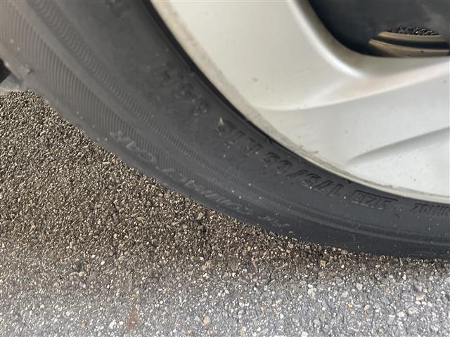 トヨタ アクア １．５ Ｓ H28年 (東海) 99