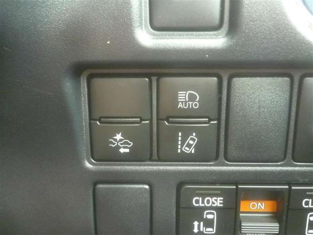 トヨタ エスクァイア　ハイブリッド １．８ ハイブリッド ＧＩ H30年 (東北) 99