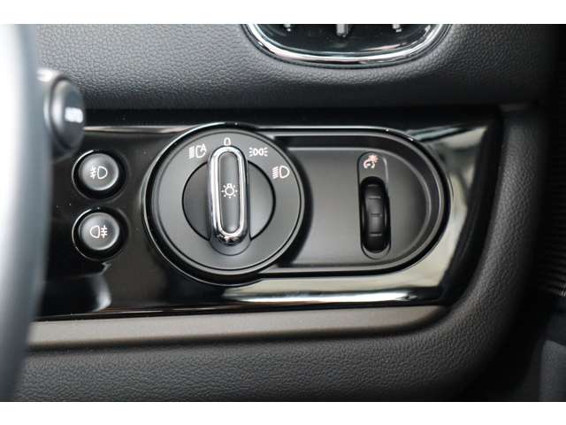 ミニ ミニクロスオーバー クーパー ＳＤ オール４ ４ＷＤ R2年 (近畿) 99