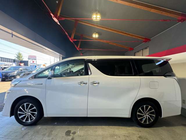 トヨタ ヴェルファイア　ハイブリッド ハイブリッド ２．５ Ｖ Ｅ－ＦＯＵＲ ４ＷＤ H28年 (東北) 99