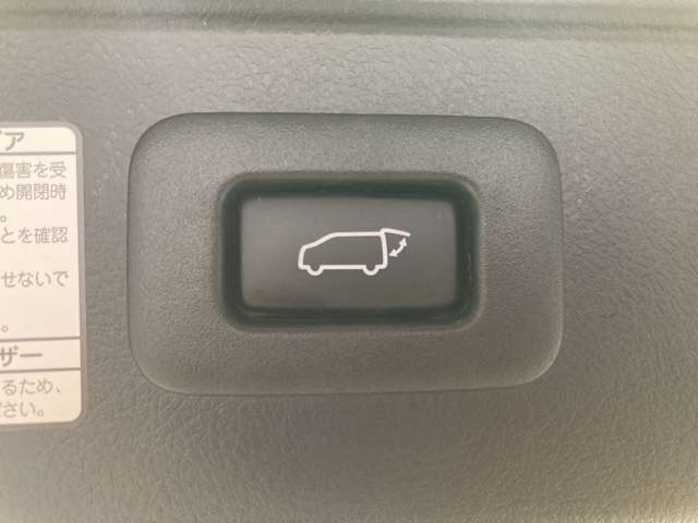 トヨタ ヴェルファイア　ハイブリッド ハイブリッド ２．５ Ｖ Ｅ－ＦＯＵＲ ４ＷＤ H28年 (東北) 99