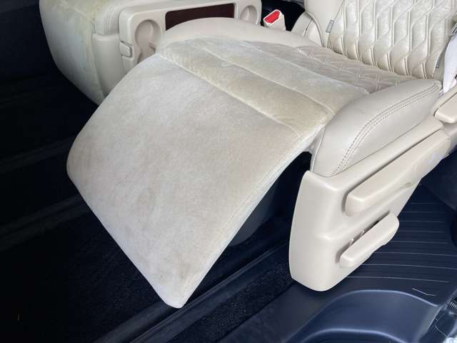 トヨタ ヴェルファイア　ハイブリッド ハイブリッド ２．５ Ｖ Ｅ－ＦＯＵＲ ４ＷＤ H28年 (東北) 99