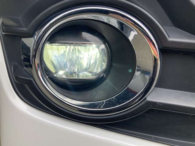 トヨタ ヴェルファイア　ハイブリッド ハイブリッド ２．５ Ｖ Ｅ－ＦＯＵＲ ４ＷＤ H28年 (東北) 99