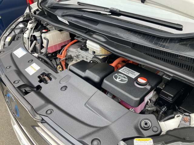 トヨタ ヴェルファイア　ハイブリッド ハイブリッド ２．５ Ｖ Ｅ－ＦＯＵＲ ４ＷＤ H28年 (東北) 99