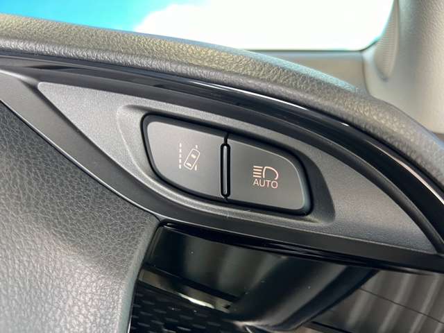 トヨタ ヴィッツ　ハイブリッド １．５ ハイブリッド Ｆ セーフティ エディションＩＩＩ R1年 (東北) 99